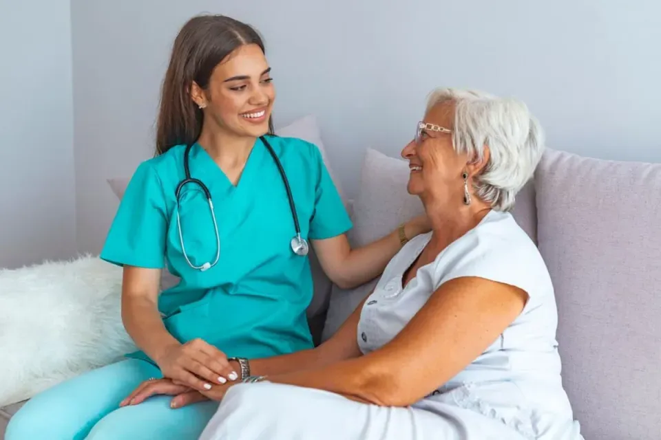 How to Become a Home Health Nurse